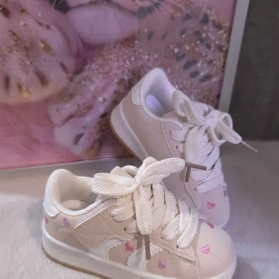 Baskets filles taille 25 